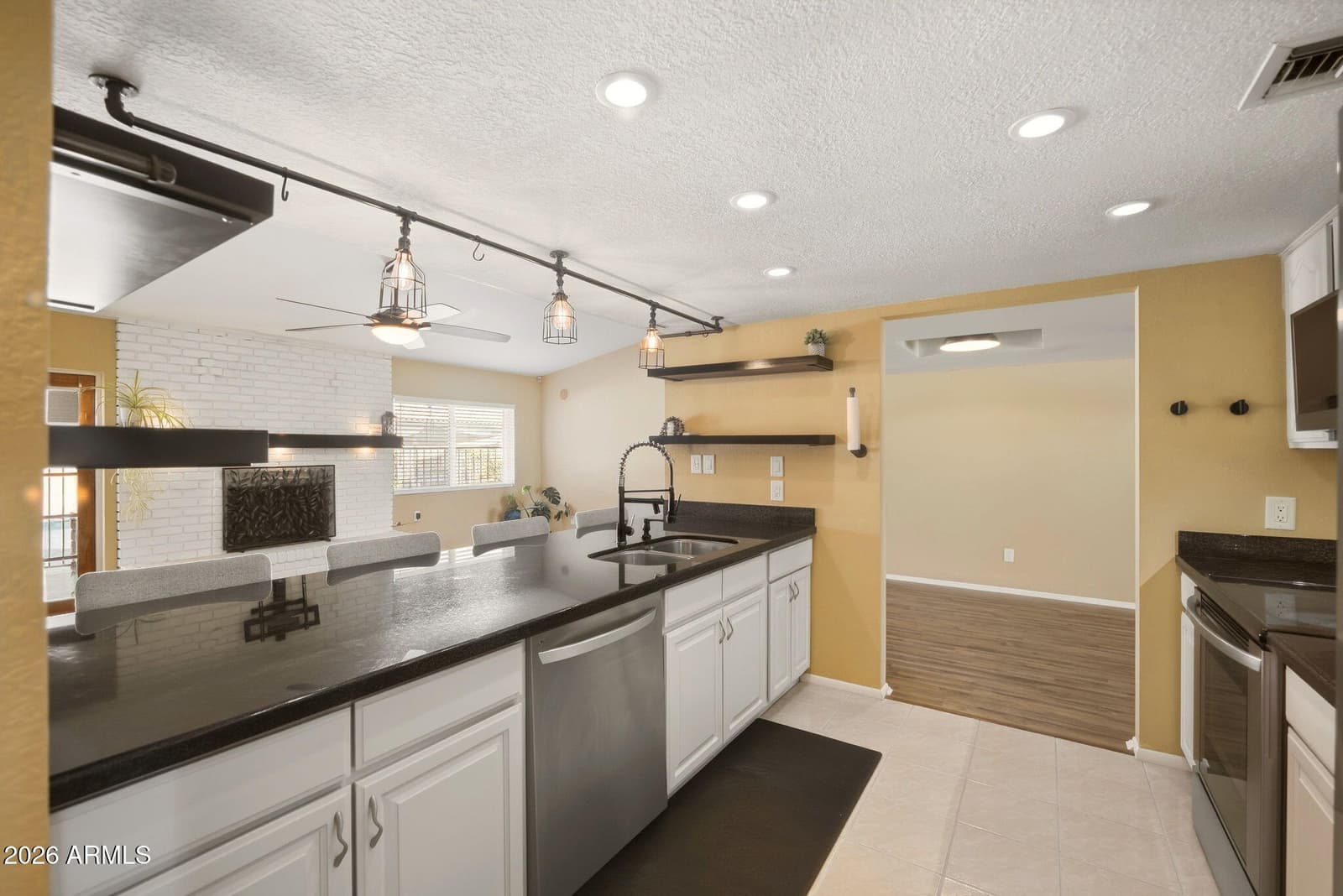 5832 W Frier Drive, Glendale, AZ 85301 — photo 14 of 92