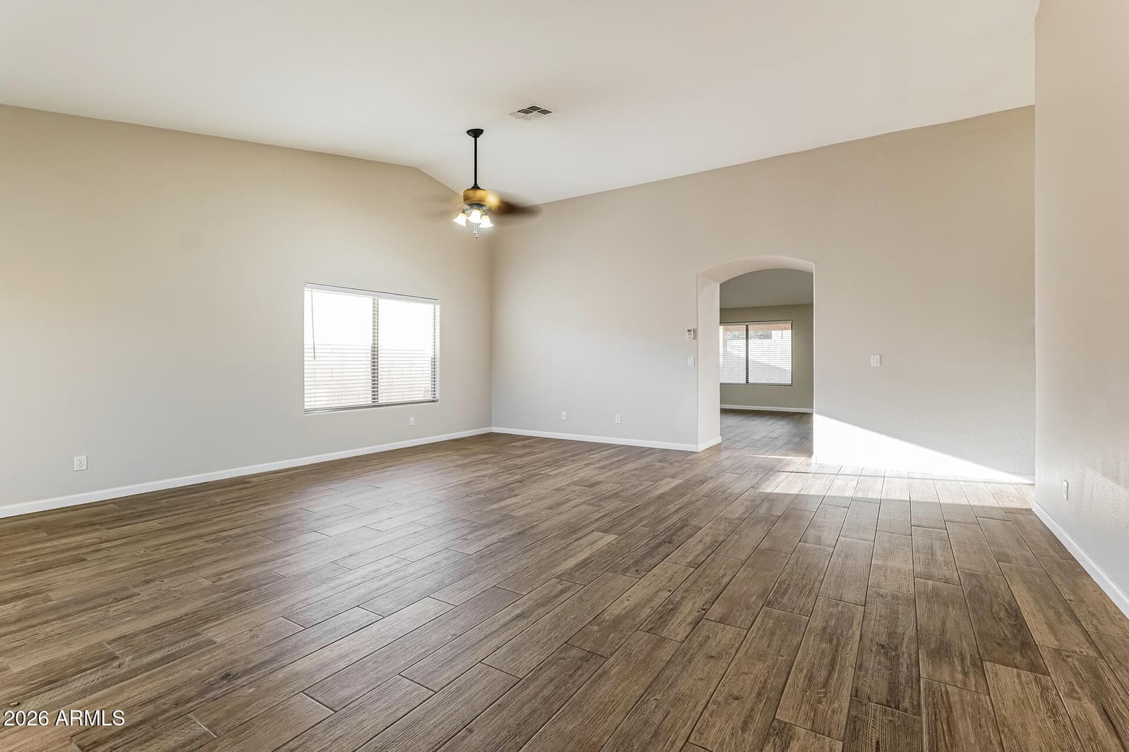 667 E Santa Fe Street, Casa Grande, AZ 85122 — photo 3 of 21