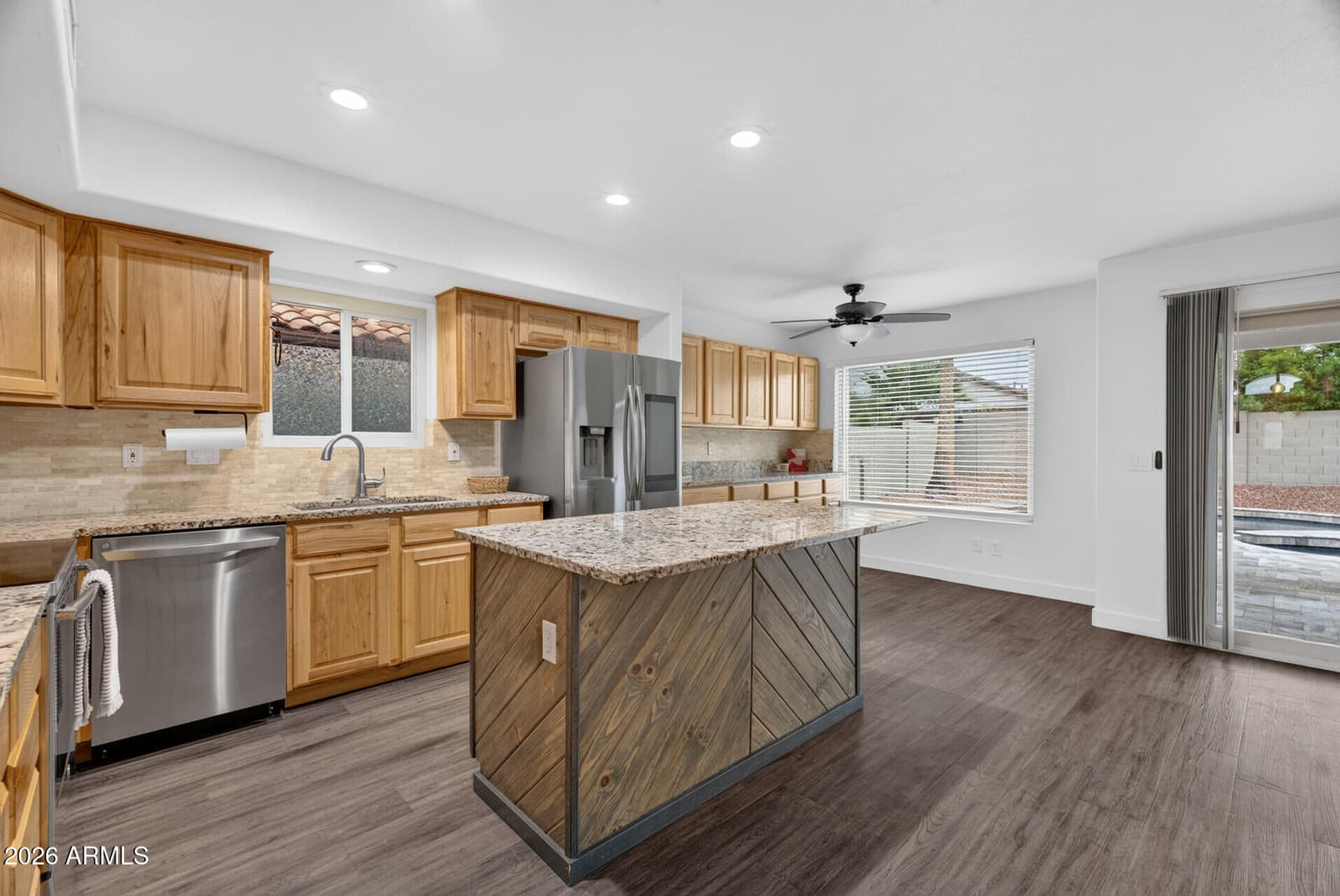 1301 E Sierra Madre Avenue, Gilbert, AZ 85296 — photo 11 of 71