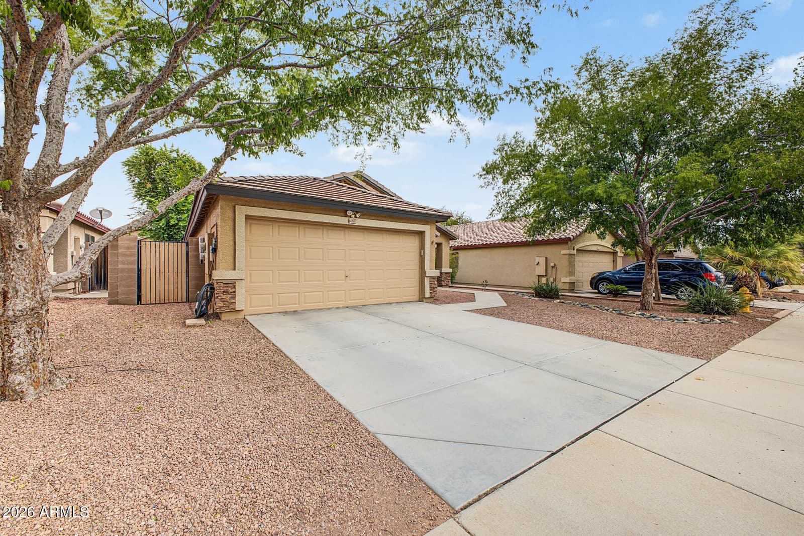 14838 W Ventura Street, Surprise, AZ 85379 — photo 5 of 37