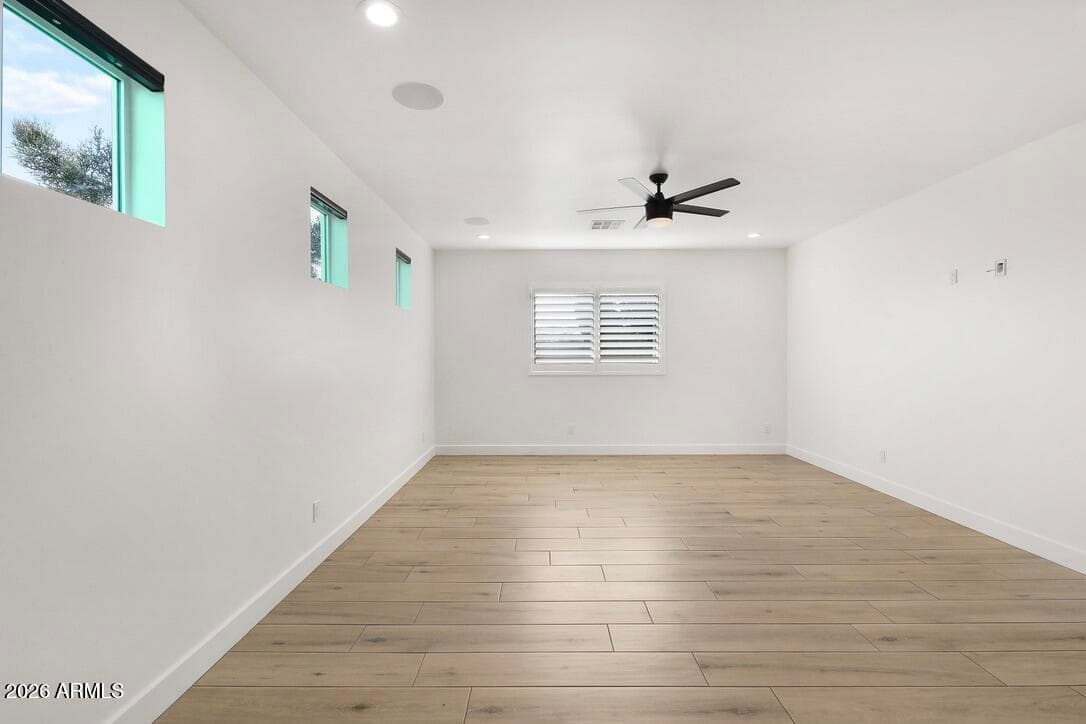 7748 N 13th Place, Phoenix, AZ 85020 — photo 9 of 30