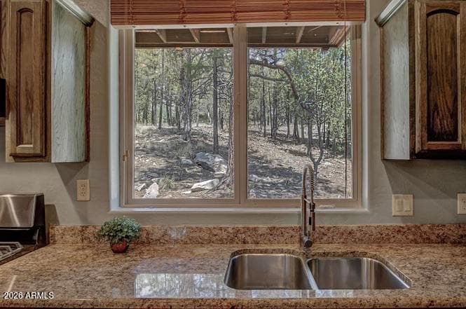 2833 W Red Hawk Circle, Happy Jack, AZ 86024 — photo 14 of 42