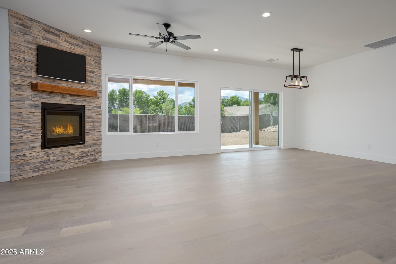 669 E Alvarado Lane, Cottonwood, AZ 86326 — photo 12 of 48