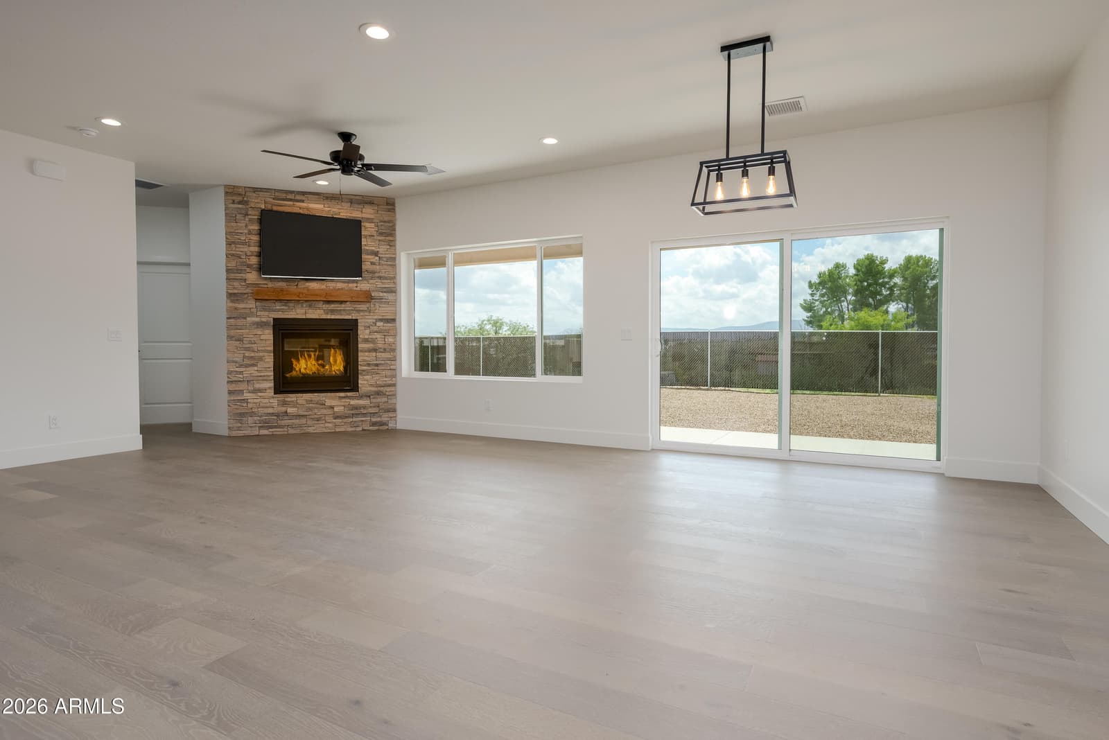 669 E Alvarado Lane, Cottonwood, AZ 86326 — photo 13 of 48