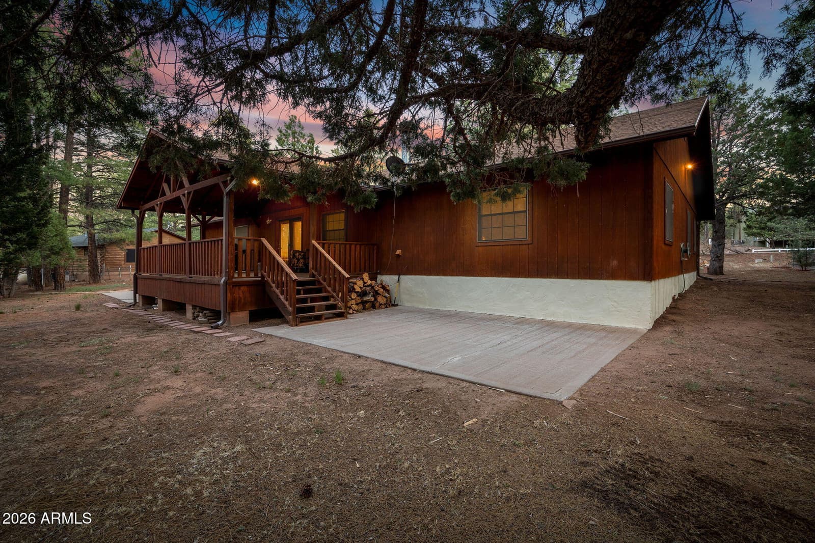 2202 Forest Park Drive, Overgaard, AZ 85933 — photo 8 of 50