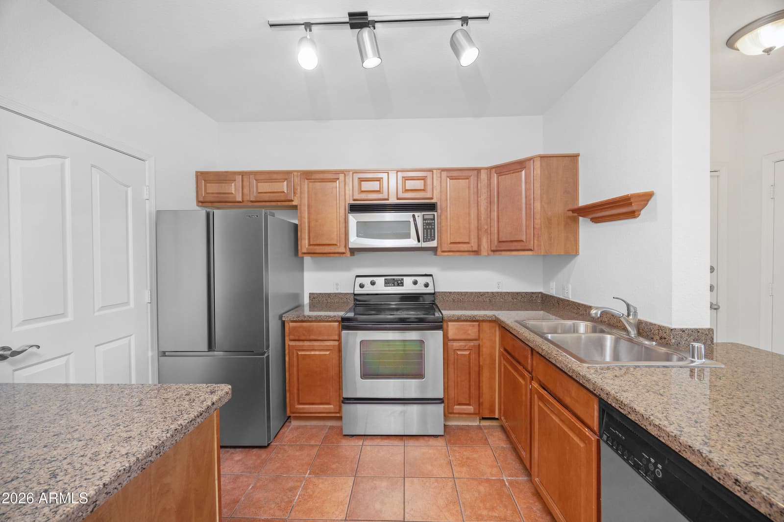16013 S Desert Foothills Parkway 2153, Phoenix, AZ 85048 — photo 4 of 22