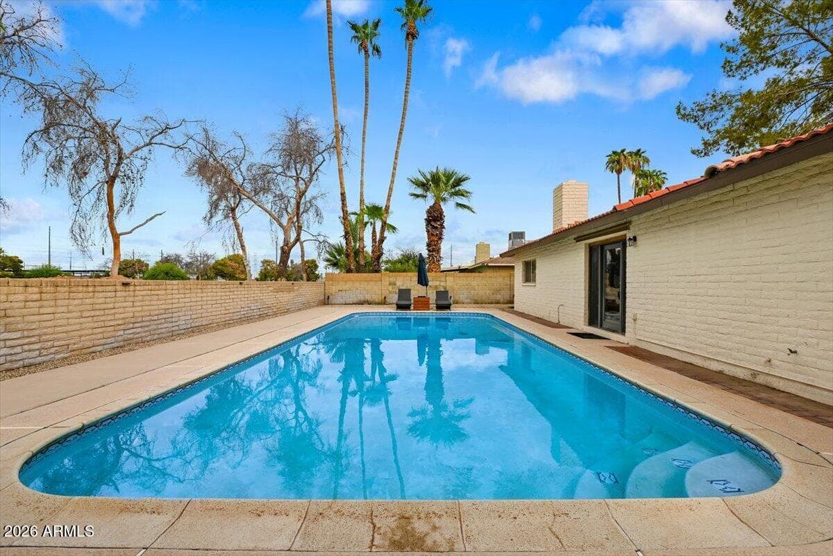 7526 S Forest Avenue, Tempe, AZ 85283 — photo 3 of 28