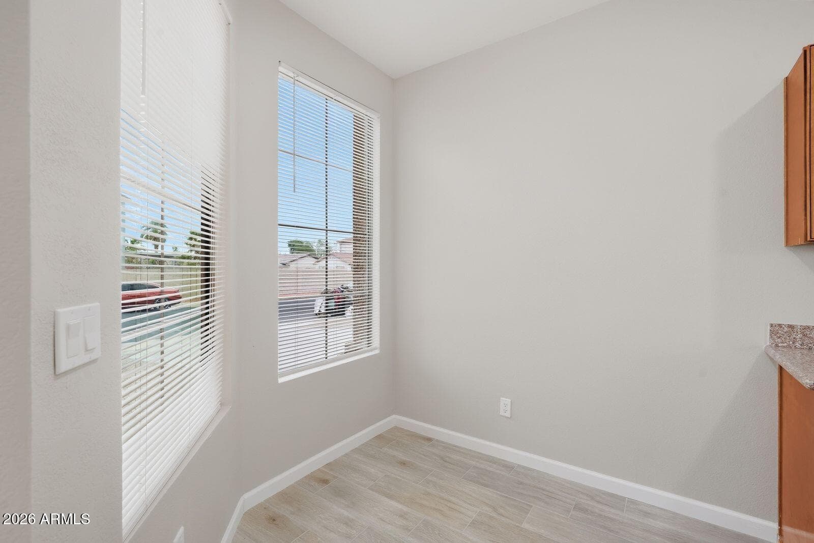 6537 S 15th Drive, Phoenix, AZ 85041 — photo 8 of 17