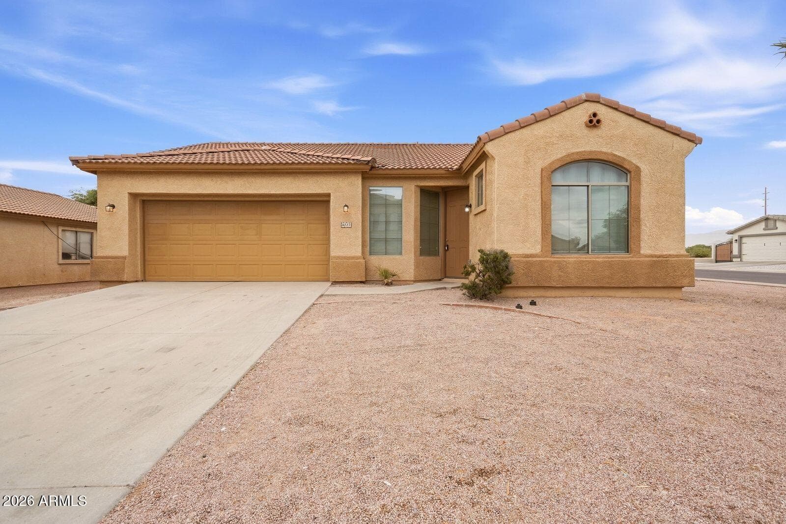 6537 S 15th Drive, Phoenix, AZ 85041 — photo 1 of 17