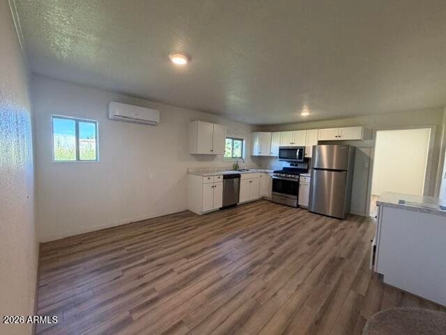403 E Navajo Street, Huachuca City, AZ 85616 — photo 5 of 17
