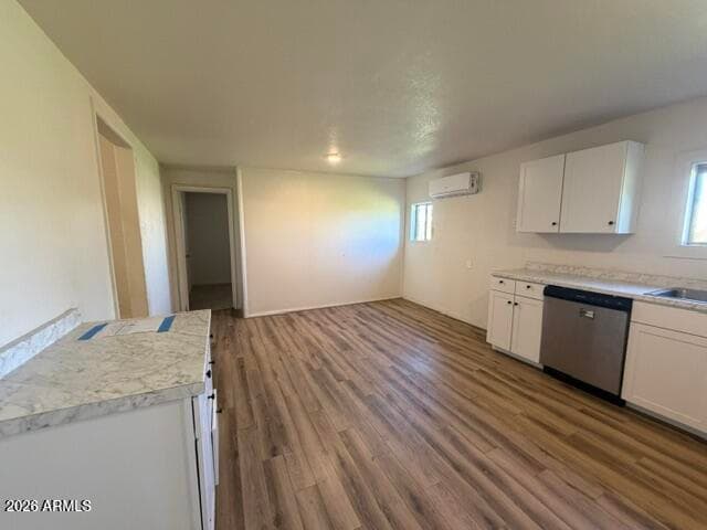 403 E Navajo Street, Huachuca City, AZ 85616 — photo 9 of 17