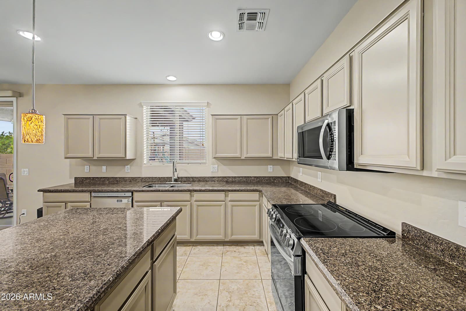 2328 W Melody Drive, Phoenix, AZ 85041 — photo 7 of 32