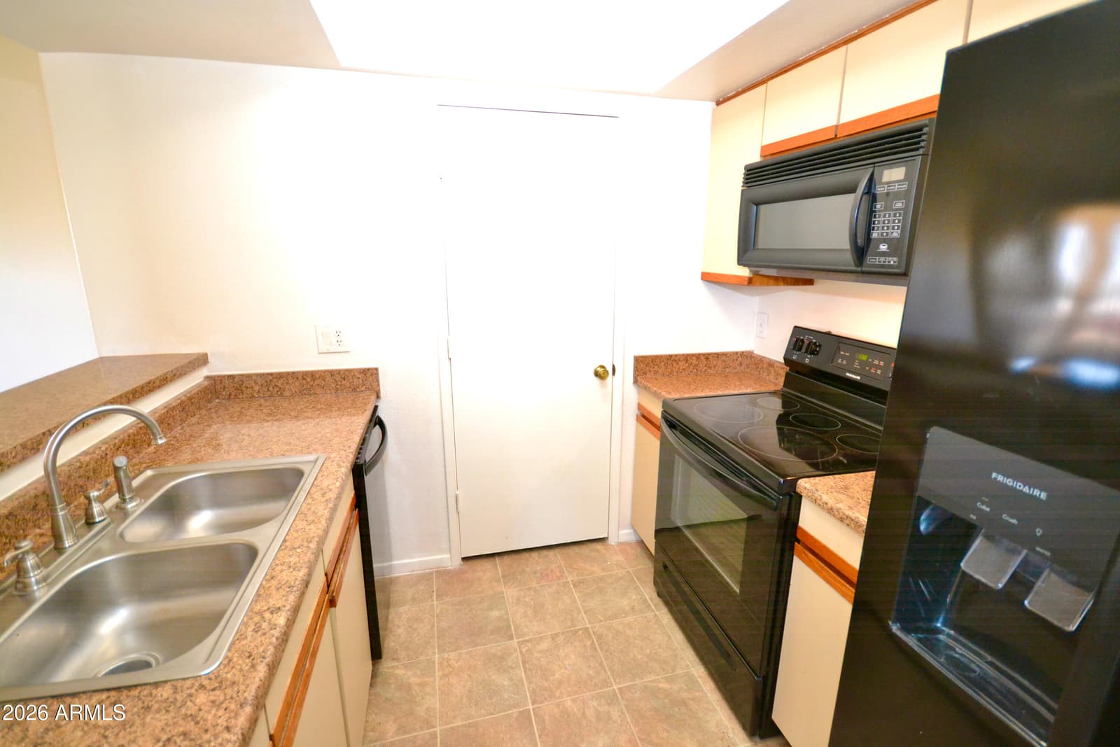 1333 E Morten Avenue 210, Phoenix, AZ 85020 — photo 18 of 24