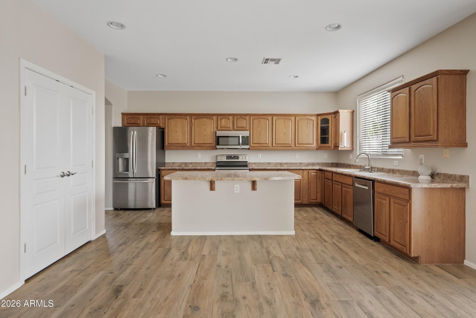 249 E Paso Fino Way, San Tan Valley, AZ 85143 — photo 10 of 77