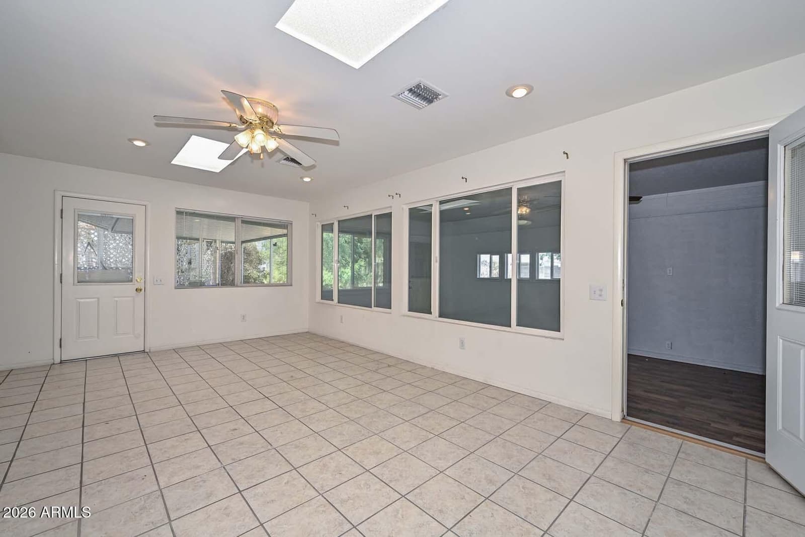 11646 N 105th Avenue, Sun City, AZ 85351 — photo 10 of 61