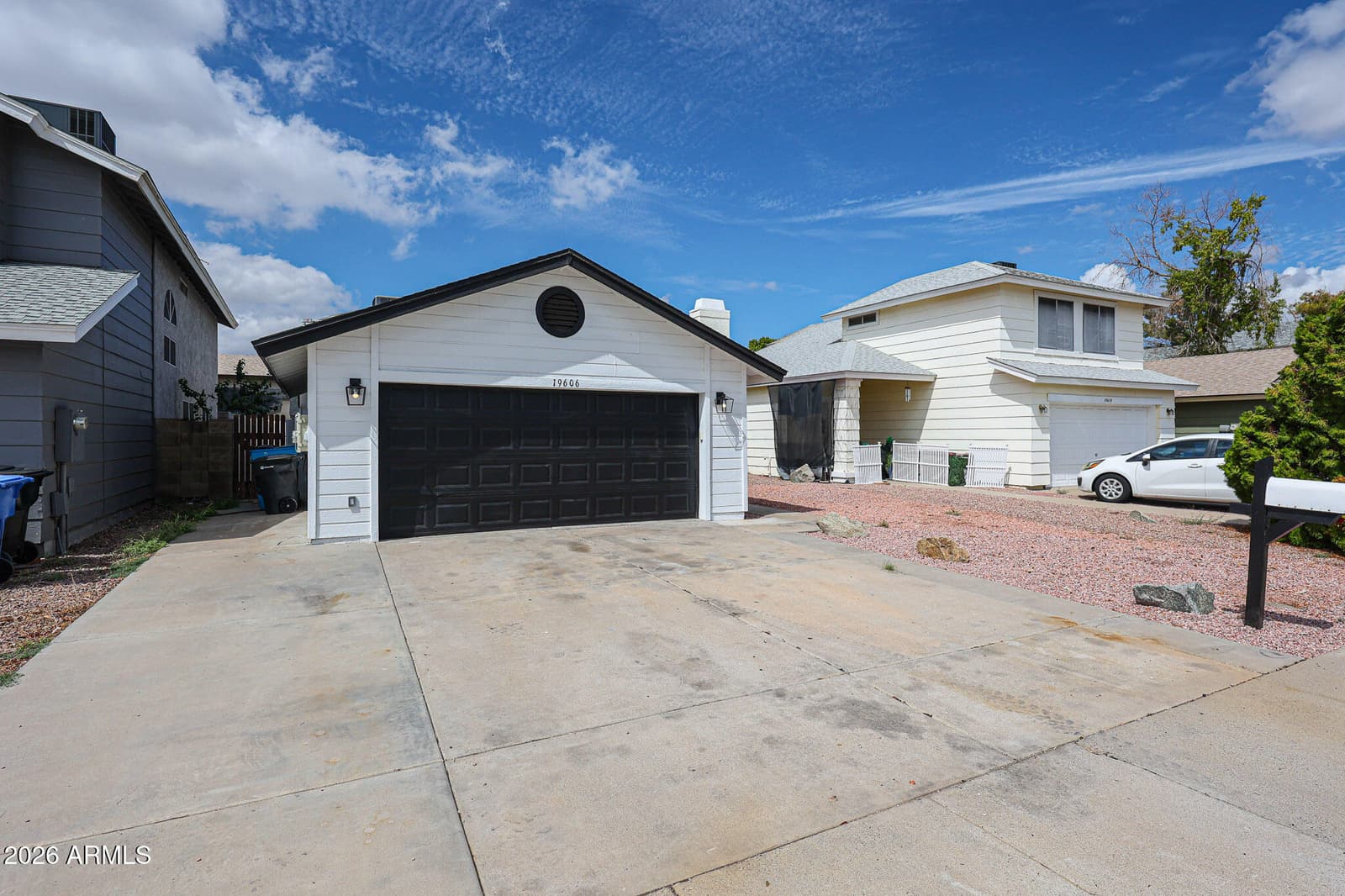 19606 N 43rd Drive, Glendale, AZ 85308 — photo 3 of 34