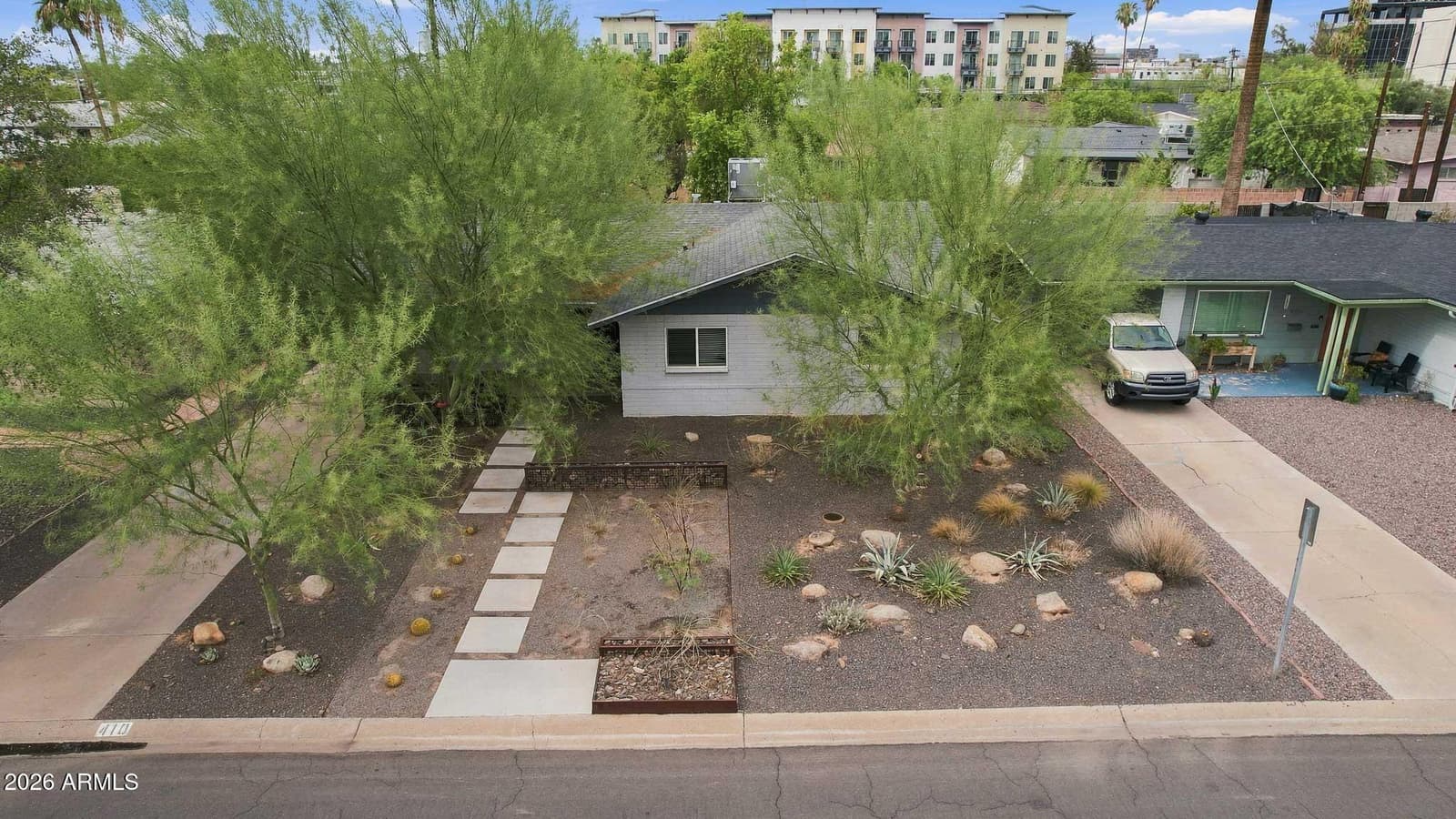 410 W Flower Street, Phoenix, AZ 85013 — photo 3 of 49