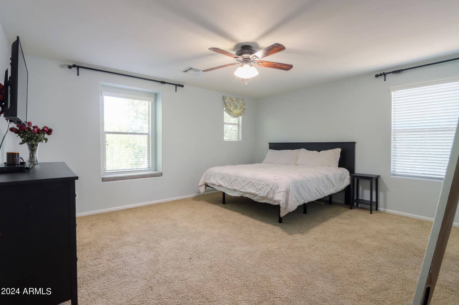 986 S Hawk Lane, Gilbert, AZ 85296 — photo 24 of 38