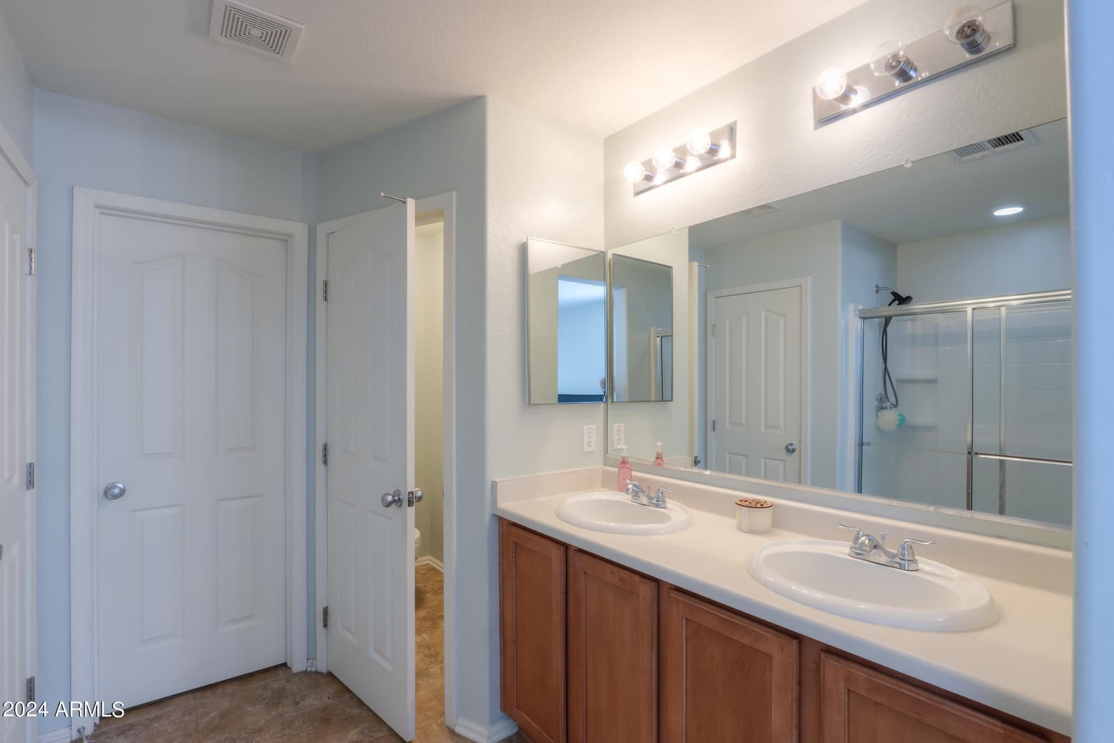 986 S Hawk Lane, Gilbert, AZ 85296 — photo 27 of 38