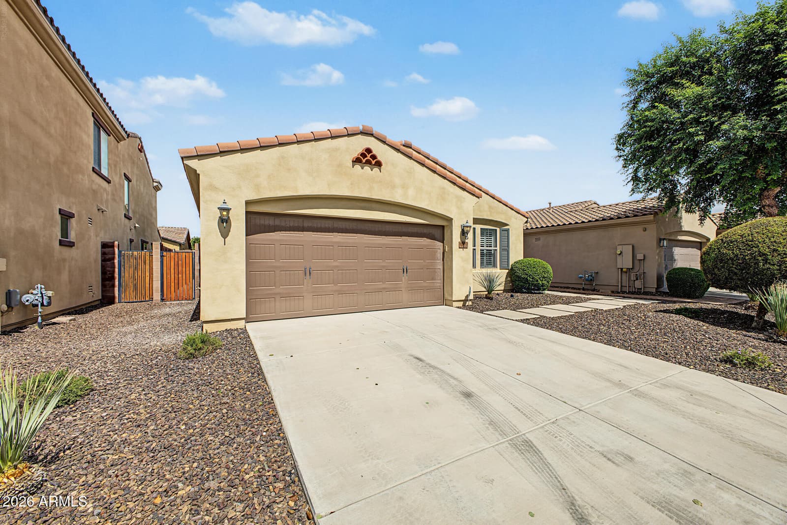 4410 E Campo Bello Drive, Phoenix, AZ 85032 — photo 3 of 34