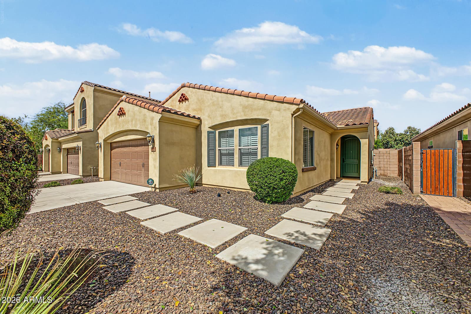 4410 E Campo Bello Drive, Phoenix, AZ 85032 — photo 6 of 34
