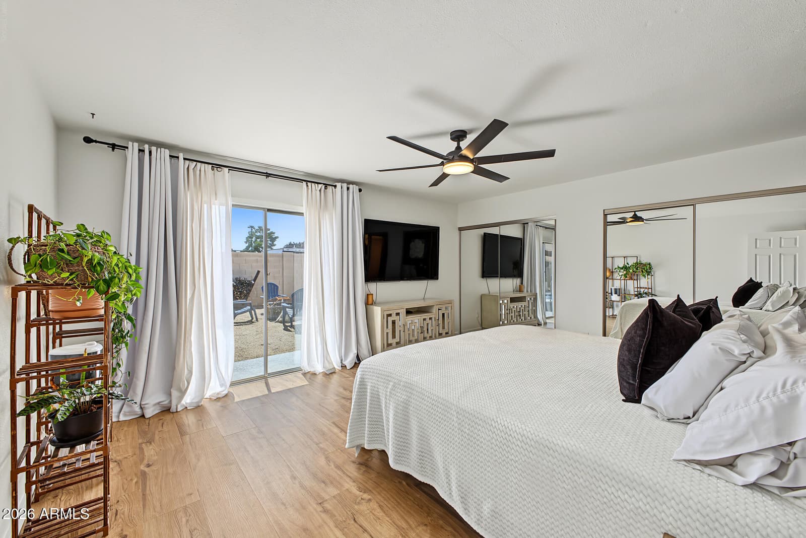 3801 W Muriel Drive, Glendale, AZ 85308 — photo 17 of 34