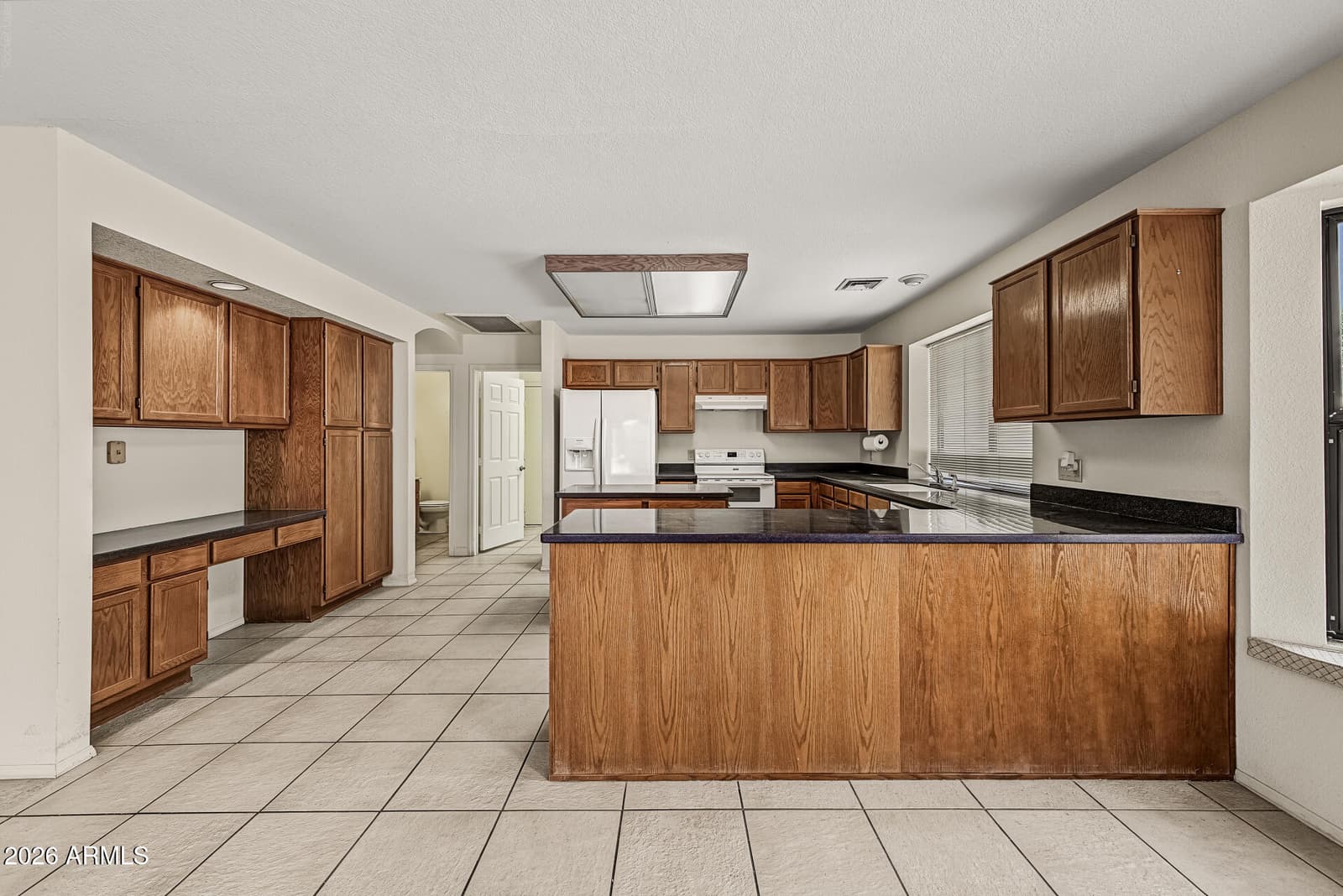 9802 W Rockwood Drive, Peoria, AZ 85382 — photo 13 of 32