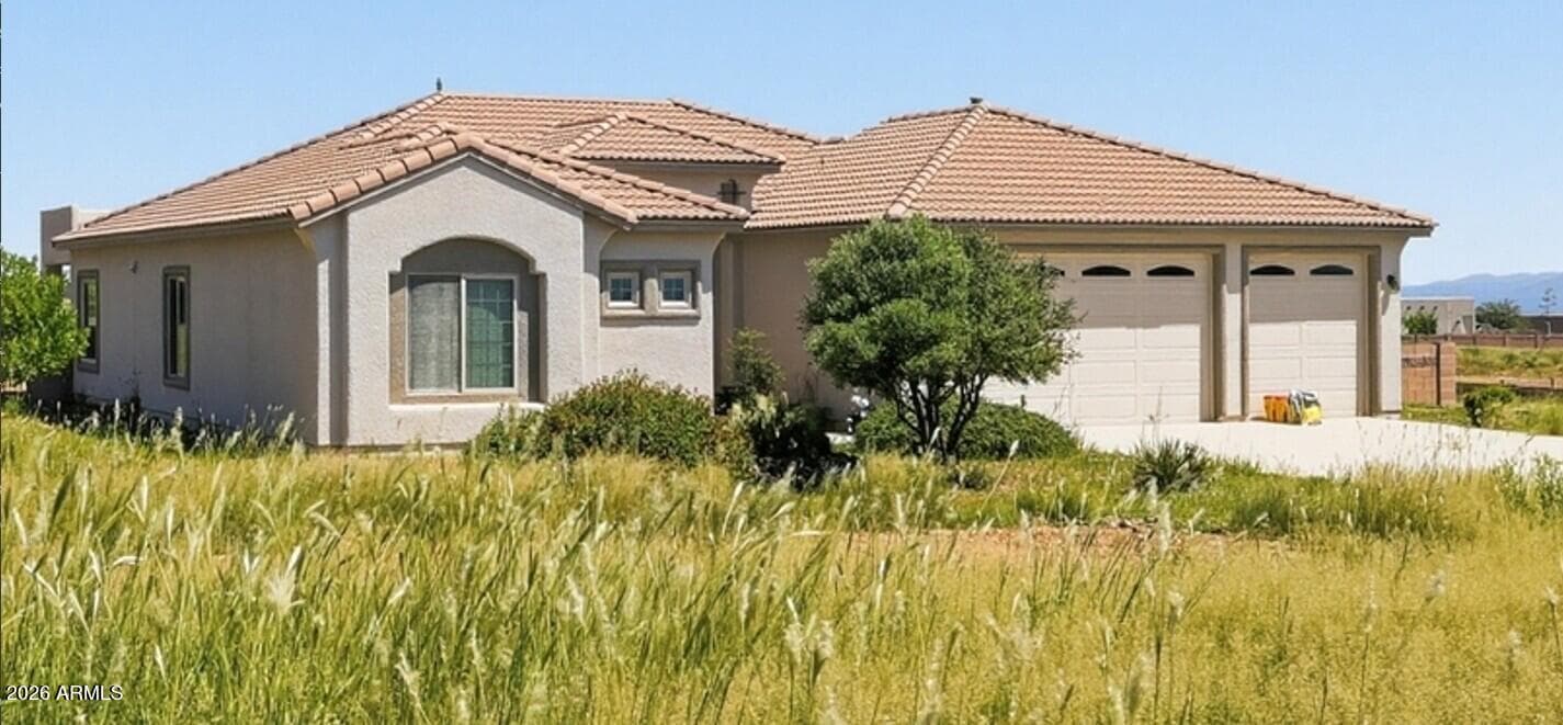 6775 E Big Spur Court, Hereford, AZ 85615 — photo 1 of 17
