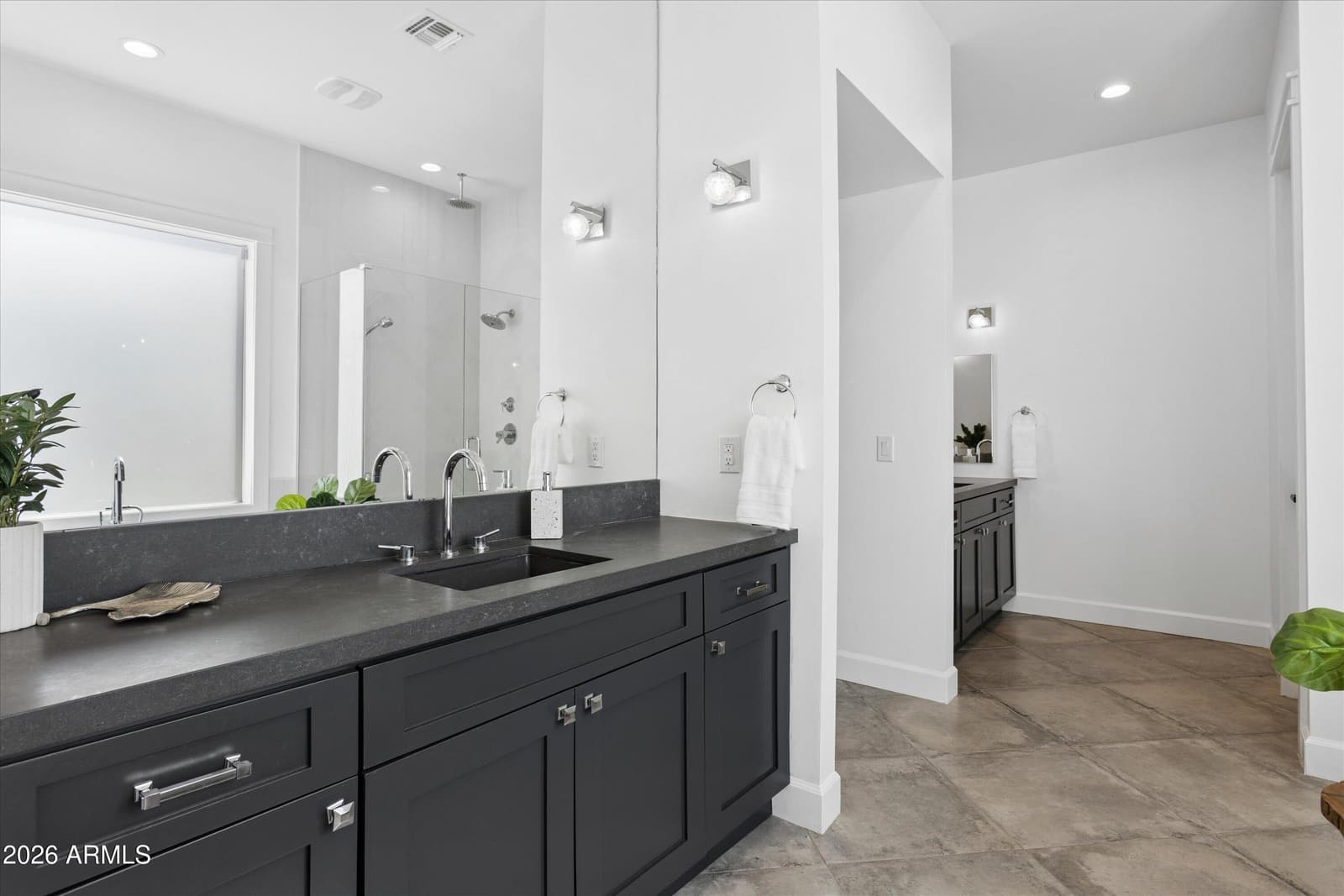 4432 N 38th Street, Phoenix, AZ 85018 — photo 13 of 32