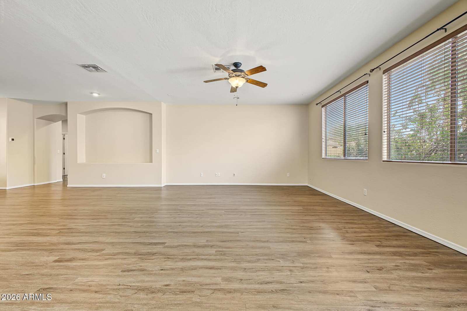 260 W Birchwood Place, Chandler, AZ 85248 — photo 8 of 32