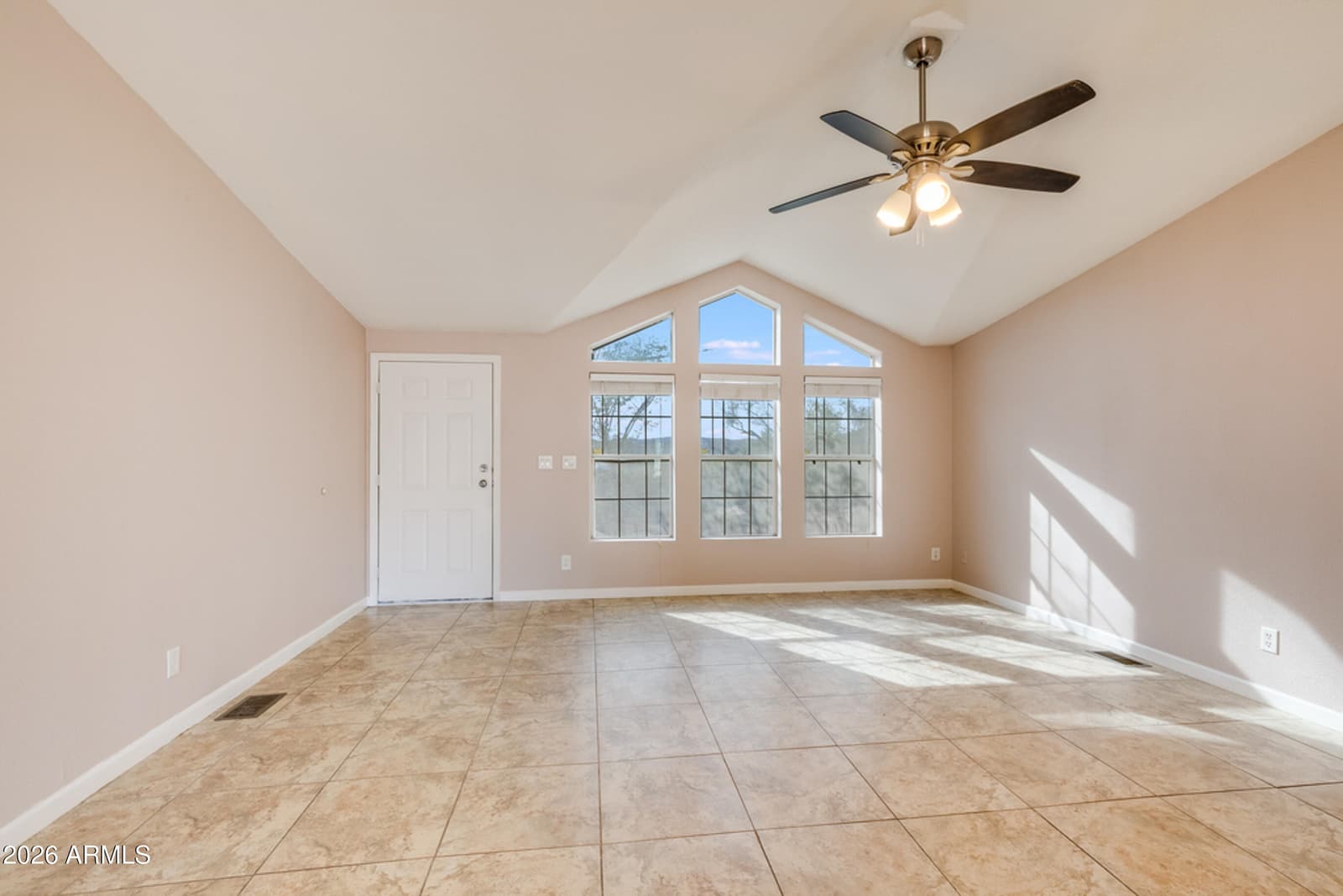 47237 N Meander Road, New River, AZ 85087 — photo 4 of 35