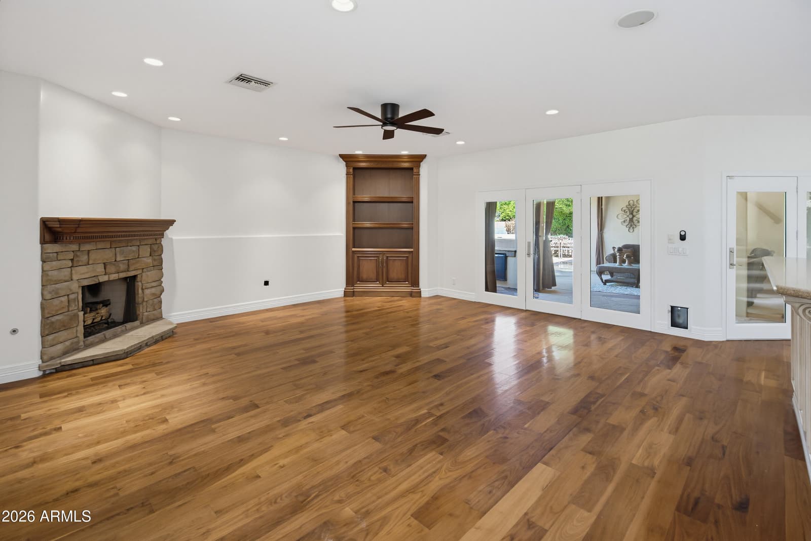 7060 W Surrey Avenue, Peoria, AZ 85381 — photo 45 of 108