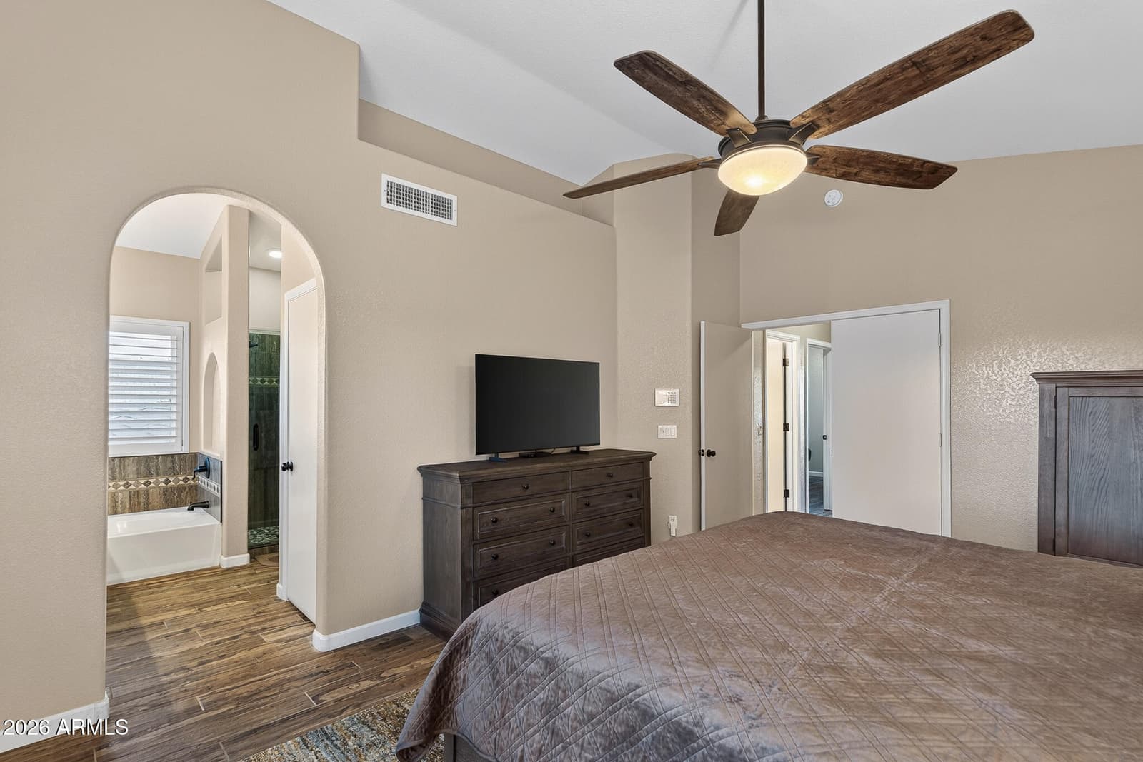 9164 W Paradise Lane, Peoria, AZ 85382 — photo 20 of 44