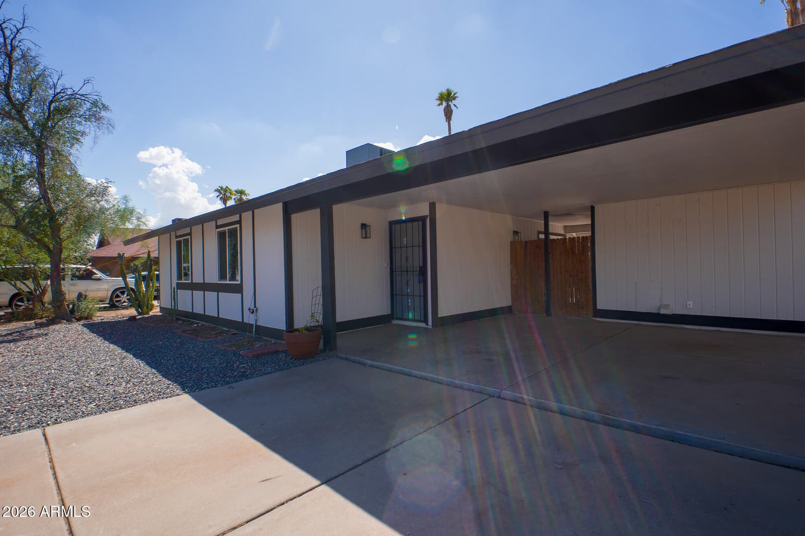 2844 N 71st Lane, Phoenix, AZ 85035 — photo 3 of 20
