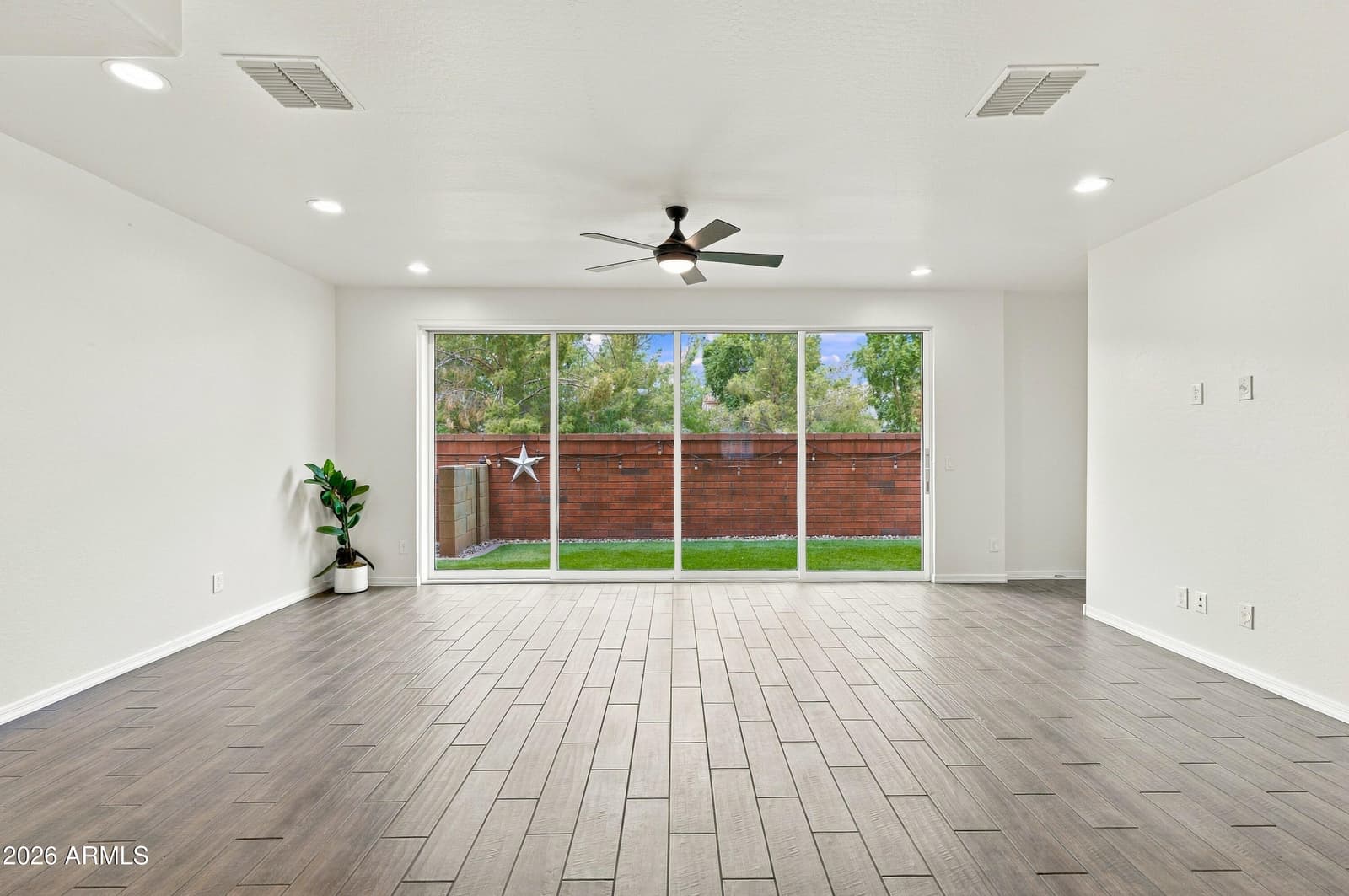 4278 E Erie Street, Gilbert, AZ 85295 — photo 7 of 86