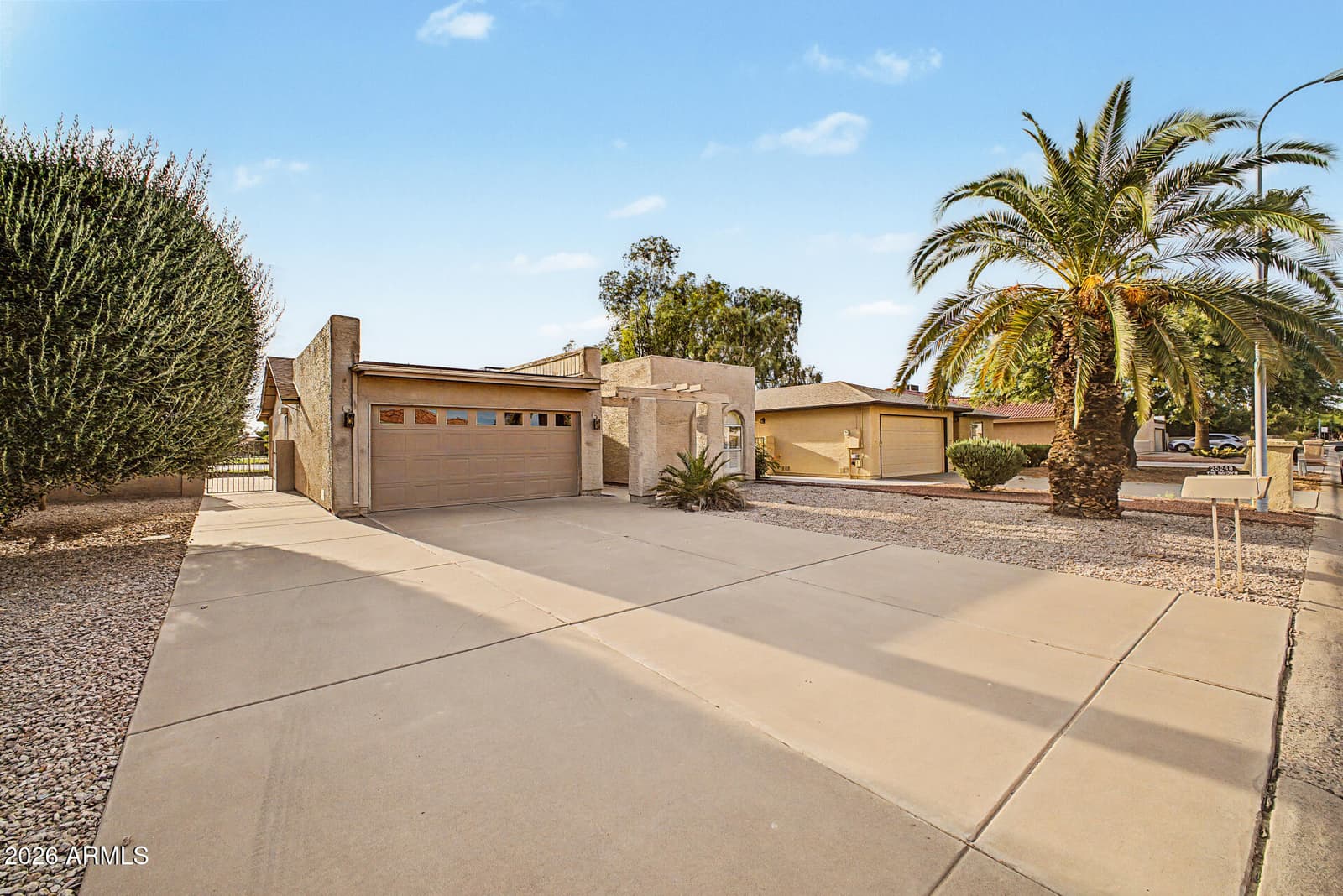 25248 S Pima Place, Sun Lakes, AZ 85248 — photo 1 of 58