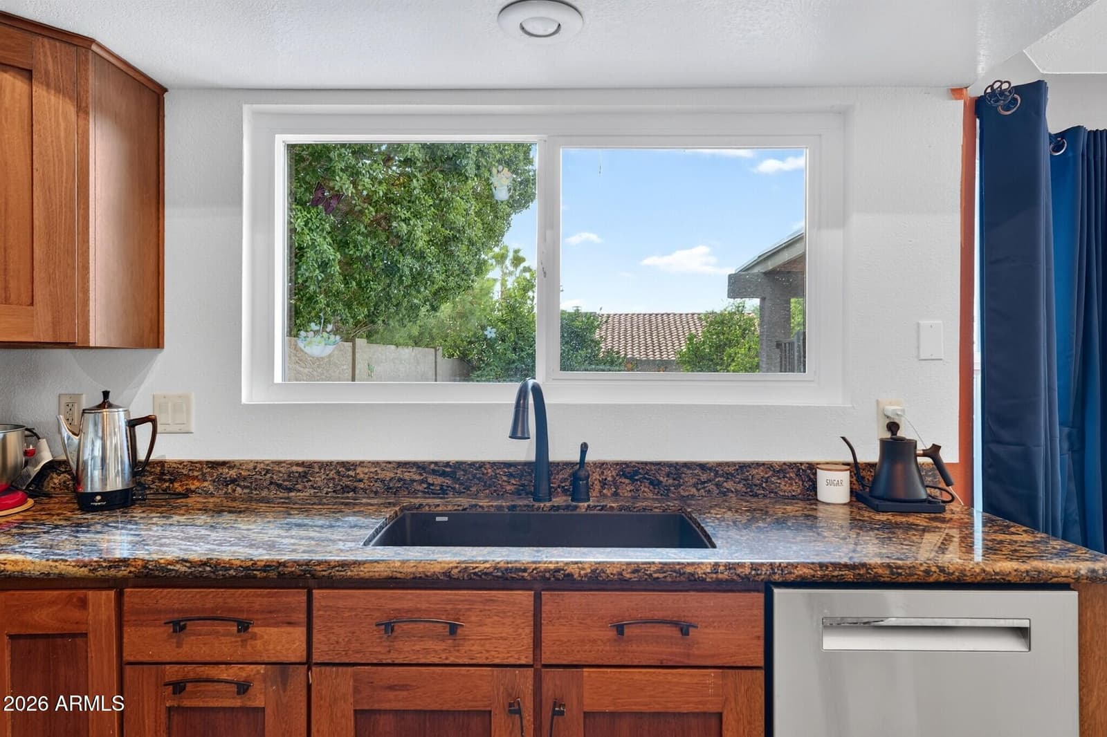 2709 E Thunderhill Place, Phoenix, AZ 85048 — photo 13 of 67