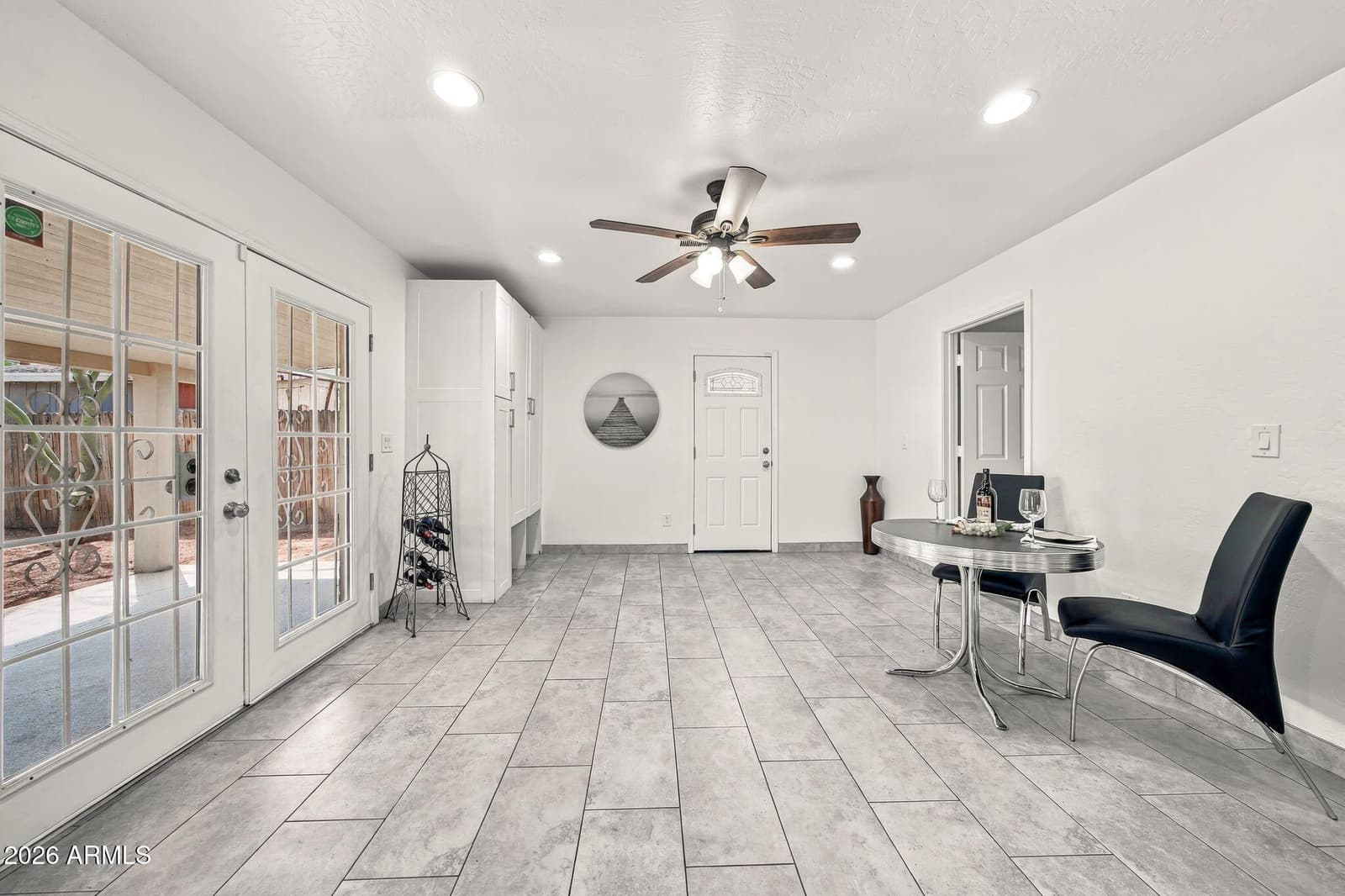 7137 N 33rd Avenue, Phoenix, AZ 85051 — photo 3 of 34