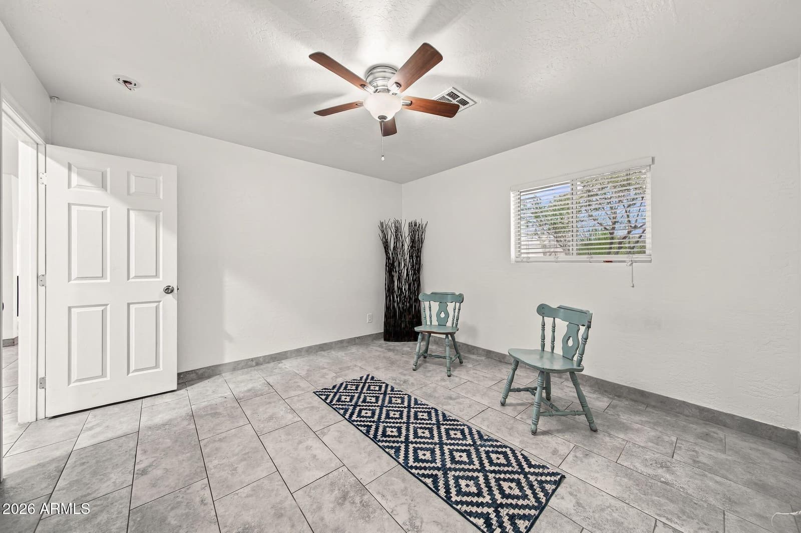 7137 N 33rd Avenue, Phoenix, AZ 85051 — photo 18 of 34