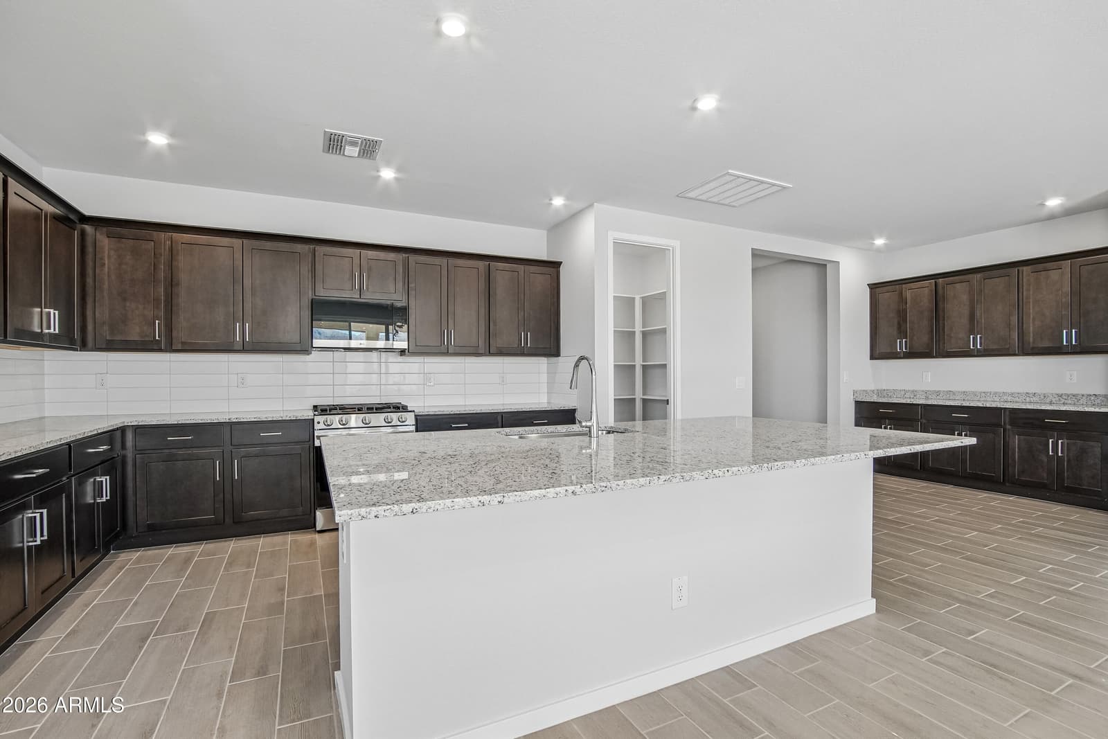 23021 W Irma Lane, Surprise, AZ 85387 — photo 9 of 26