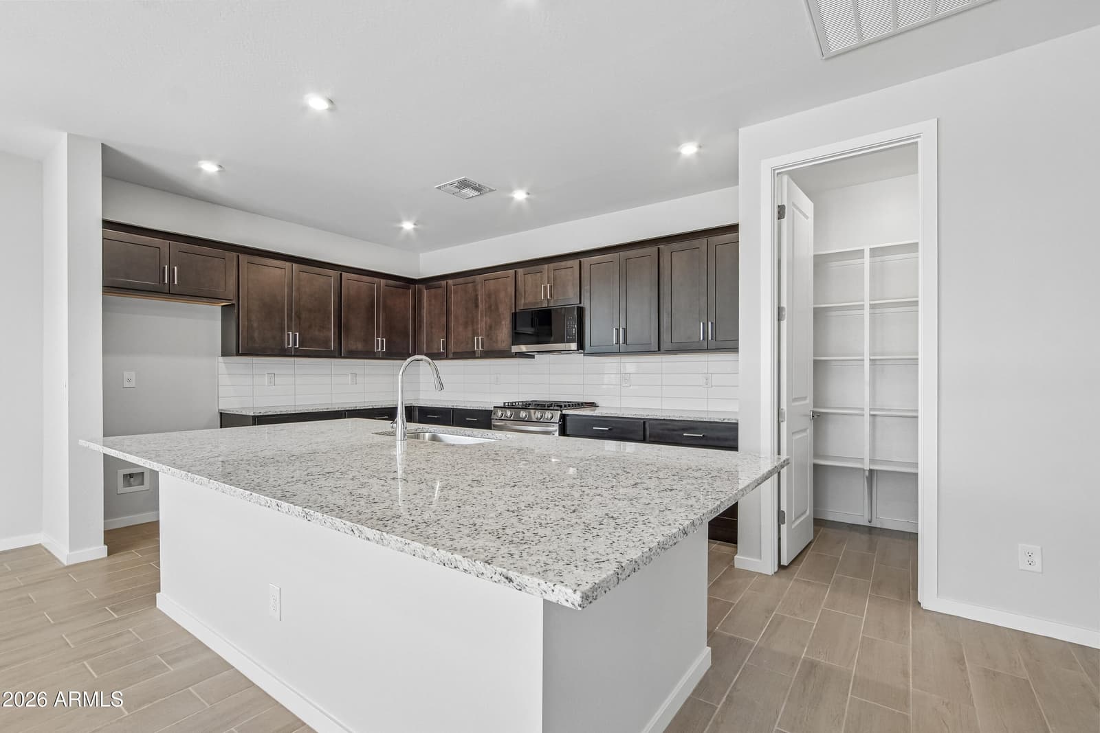 23021 W Irma Lane, Surprise, AZ 85387 — photo 10 of 26