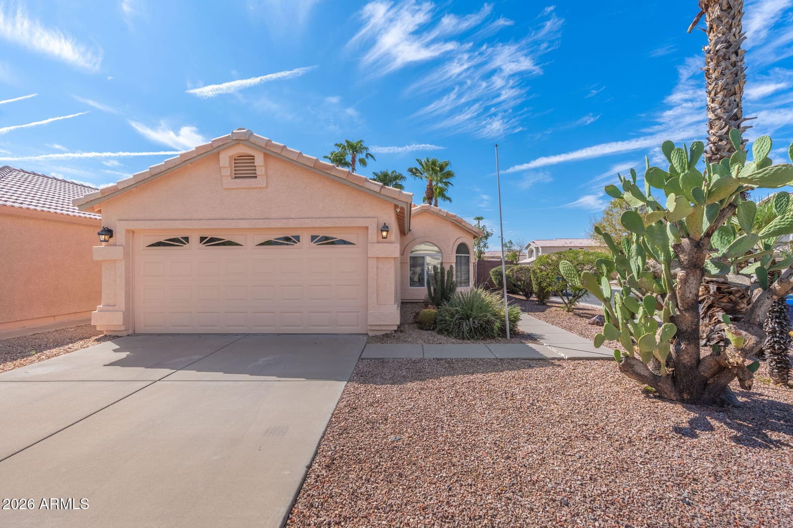 4315 E Glenhaven Drive, Phoenix, AZ 85048 — photo 1 of 28