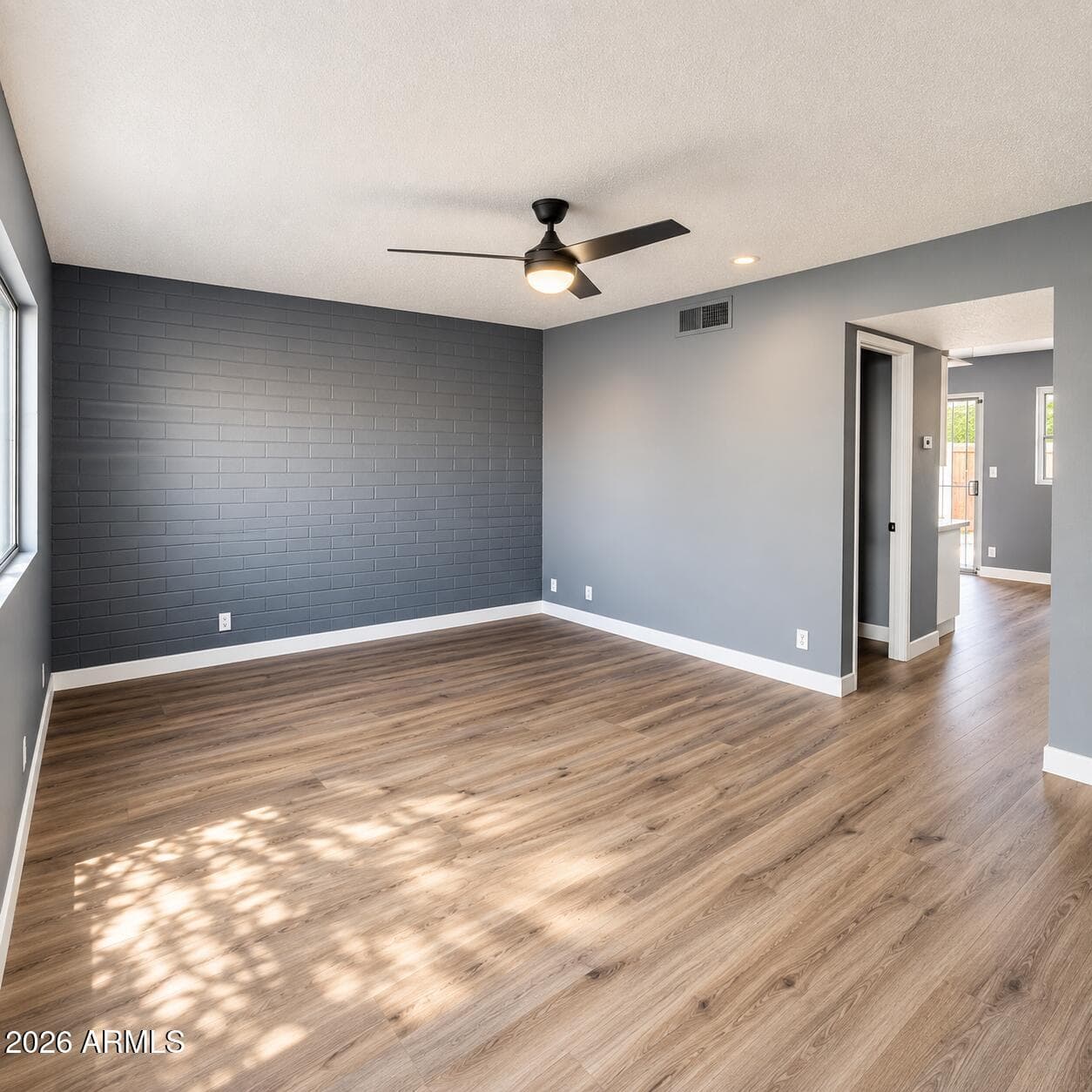 2551 W Berridge Lane D6, Phoenix, AZ 85017 — photo 2 of 15