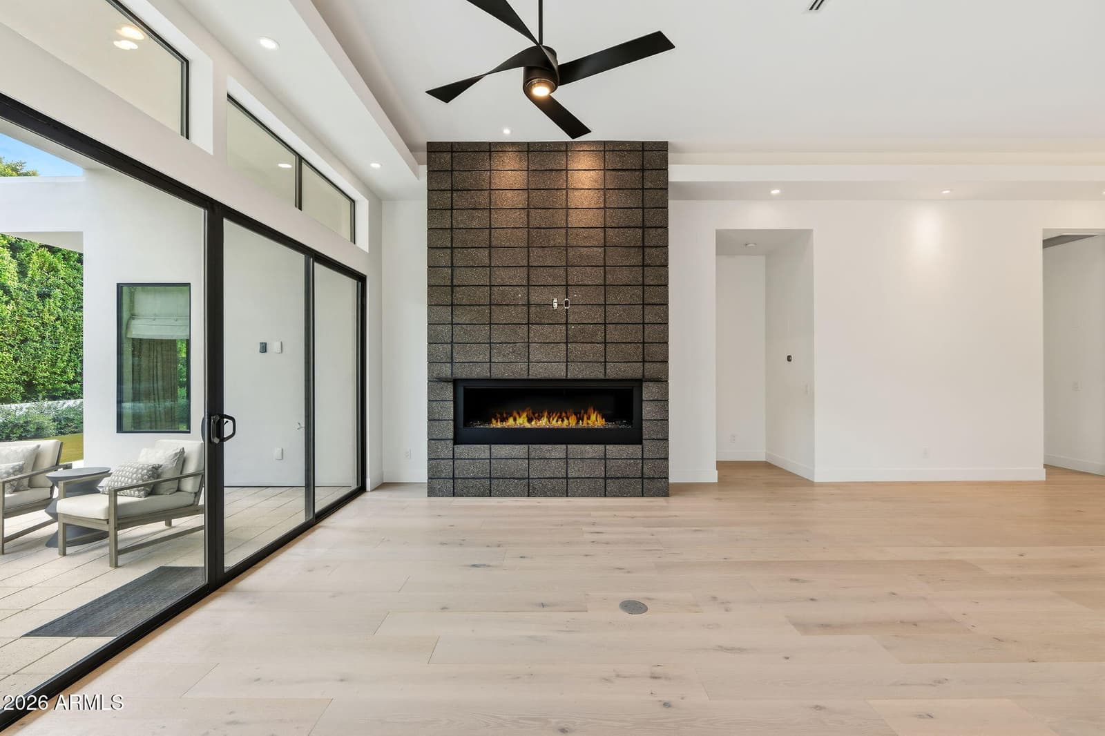 5529 N 2nd Place, Phoenix, AZ 85012 — photo 13 of 59