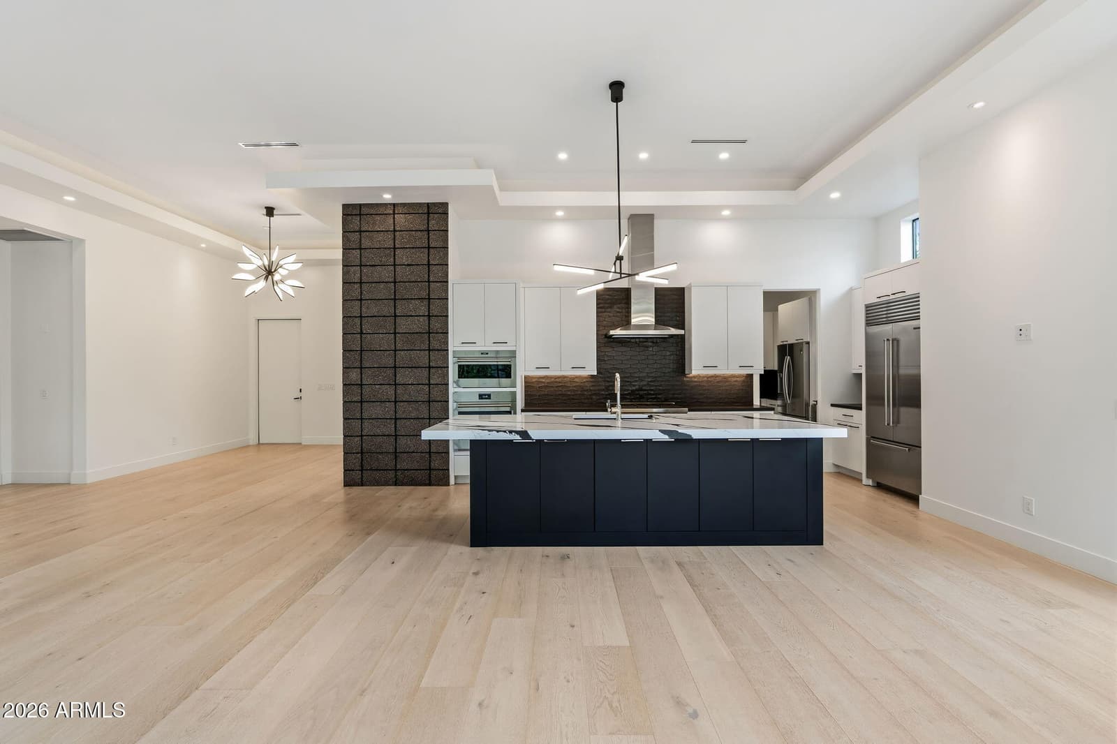 5529 N 2nd Place, Phoenix, AZ 85012 — photo 14 of 59