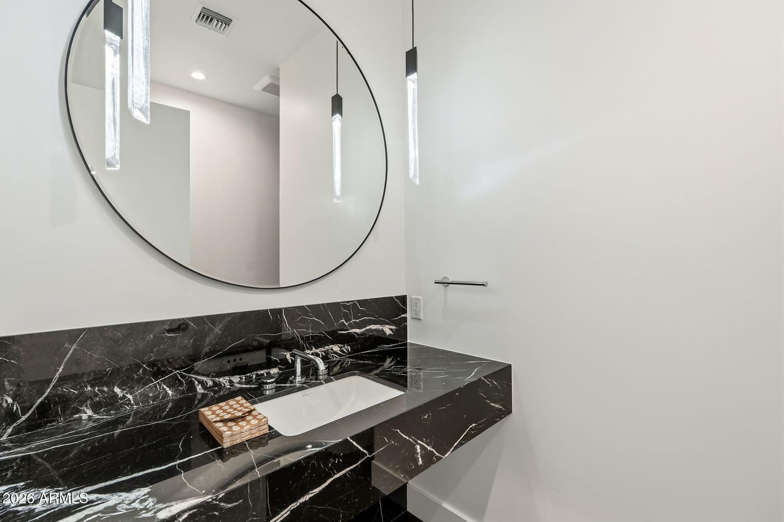 5529 N 2nd Place, Phoenix, AZ 85012 — photo 32 of 59