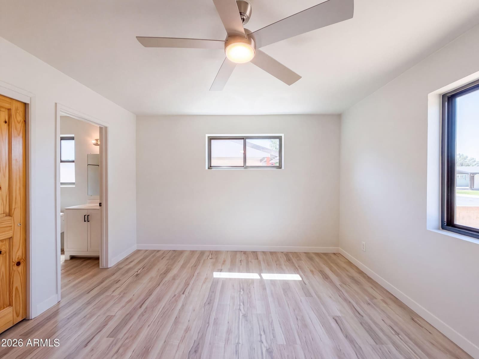 4801 N 14th Avenue, Phoenix, AZ 85013 — photo 4 of 23