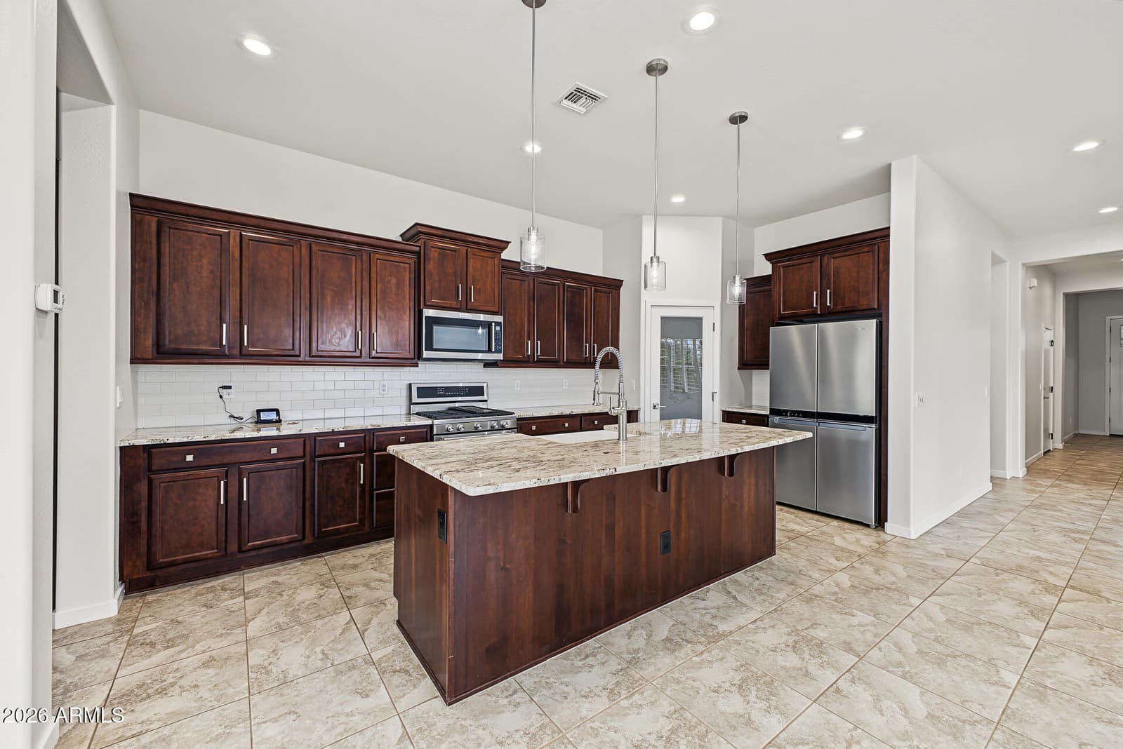 10646 E Nido Avenue, Mesa, AZ 85209 — photo 5 of 31