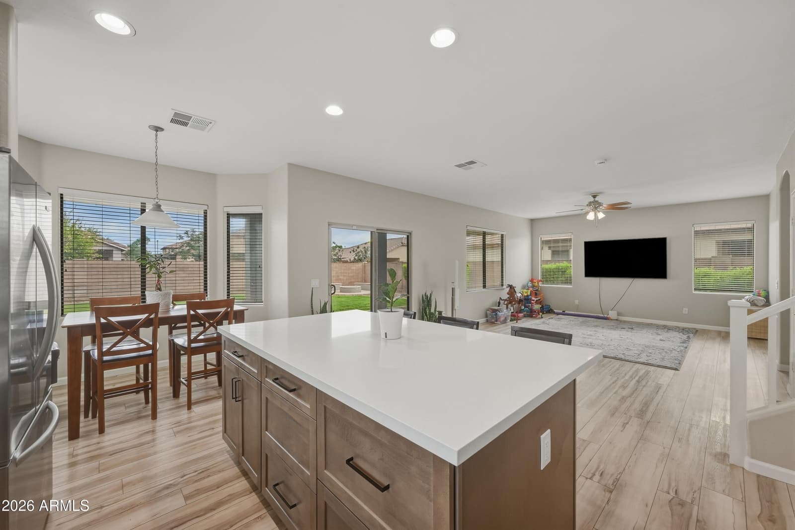 3868 S Stallion Drive, Gilbert, AZ 85297 — photo 11 of 30