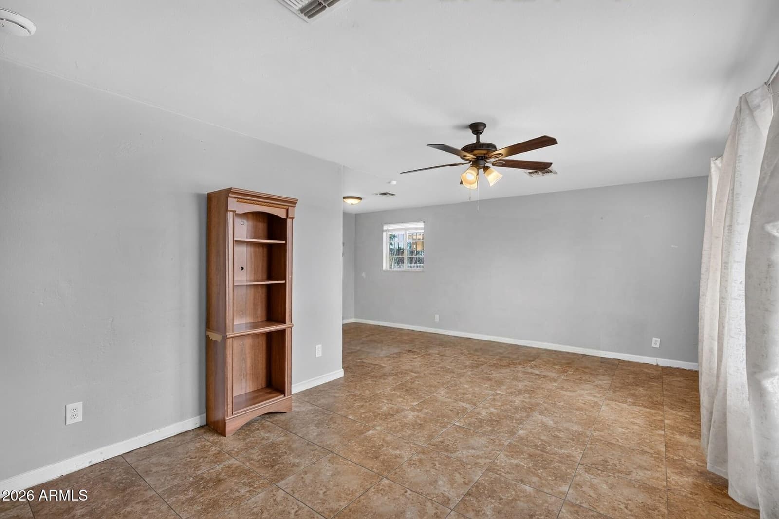 1032 N 27th Drive, Phoenix, AZ 85009 — photo 3 of 20